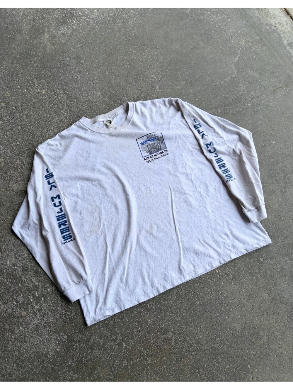 Vintage Y2K Bad As Iguana Be" Mexico Graphic Longsleeve